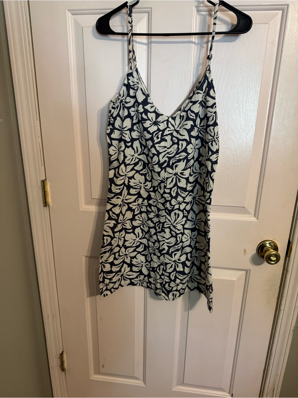 Rip Curl Navy & White Floral V-Neck Spaghetti Strap Camisole